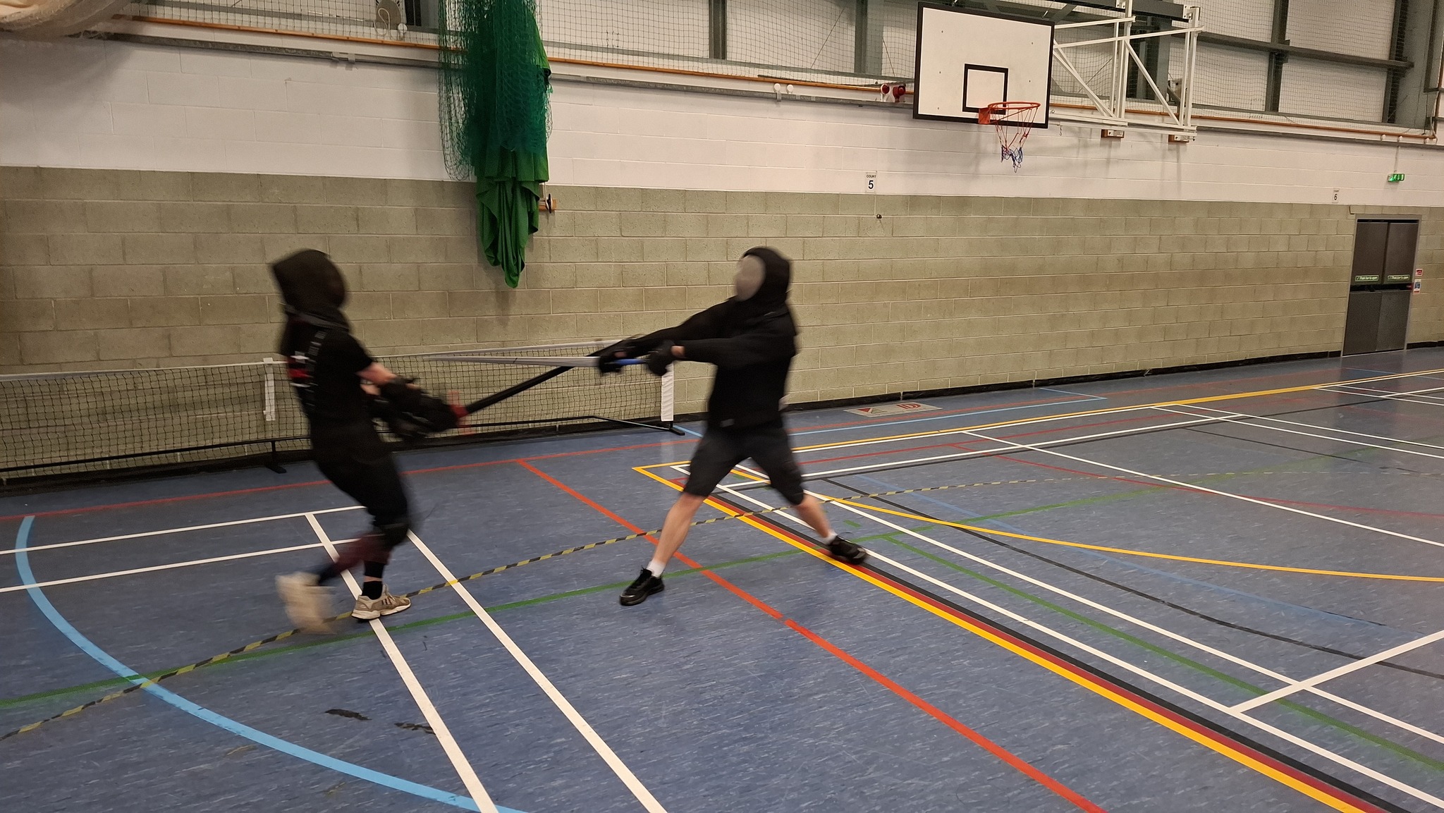 Dynamic longsword sparring