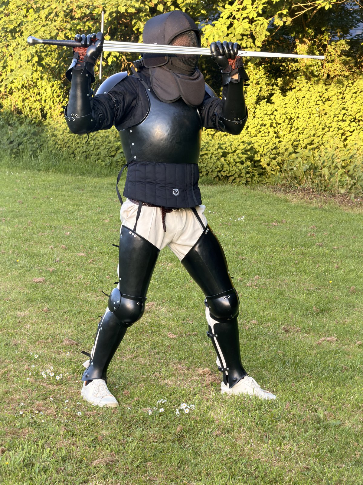 A HEMA Penzance member standing Serpentino lo Soprano